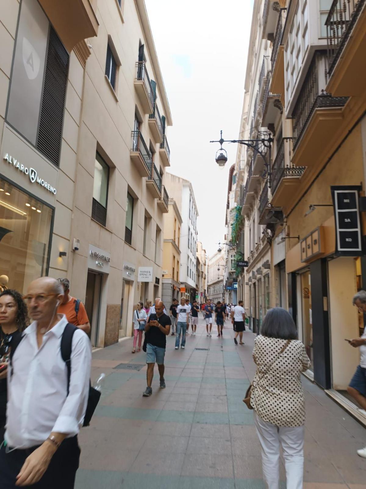 Enjoy Malaga Plaza De Las Flores Luaran gambar