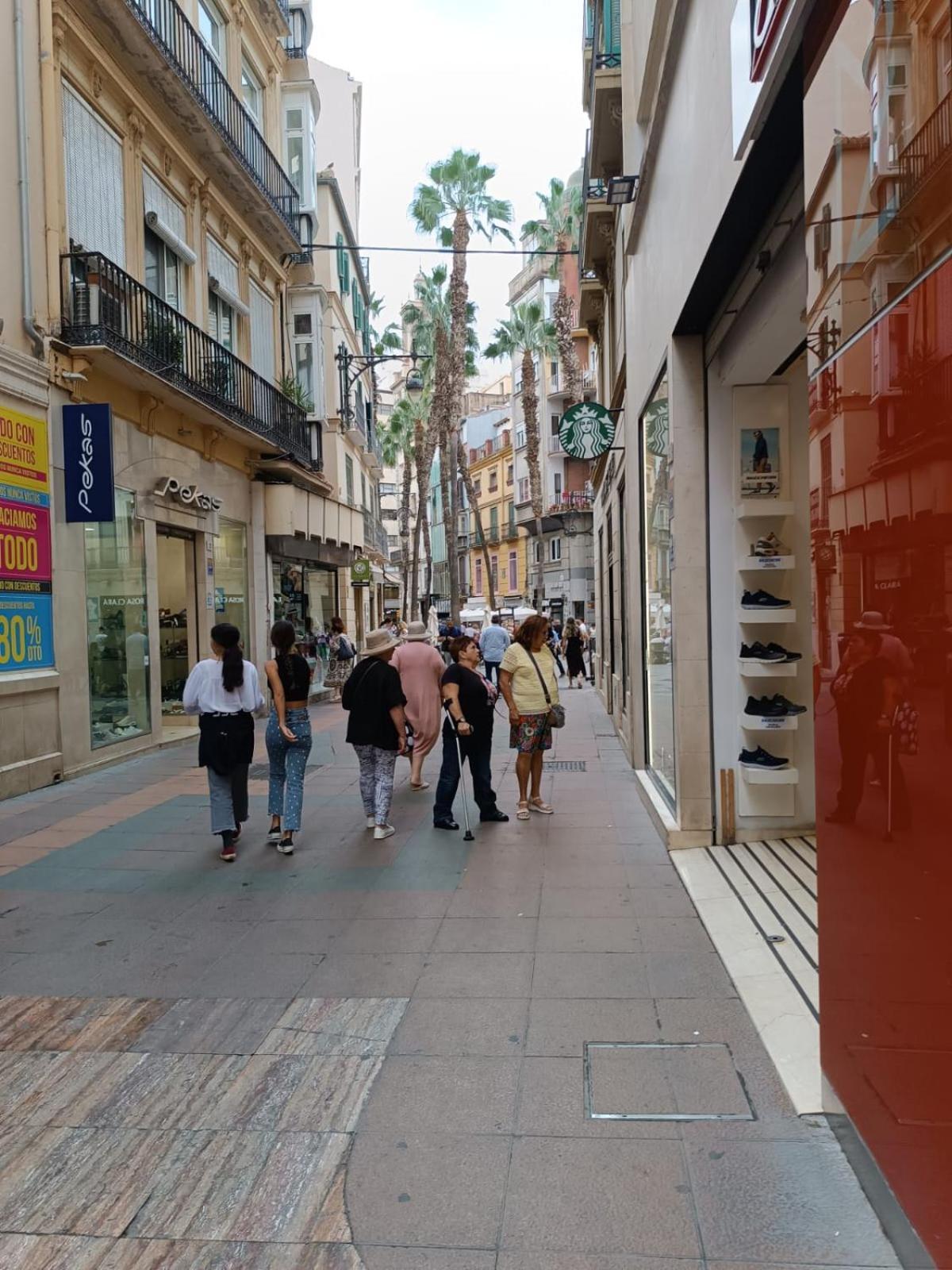 Enjoy Malaga Plaza De Las Flores Luaran gambar